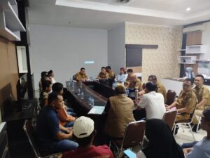 Warga Resah Dengan Pembangunan Kandang Babi, Ass II Bid Ekonomi Pembangunan Tubaba Gelar Rapat